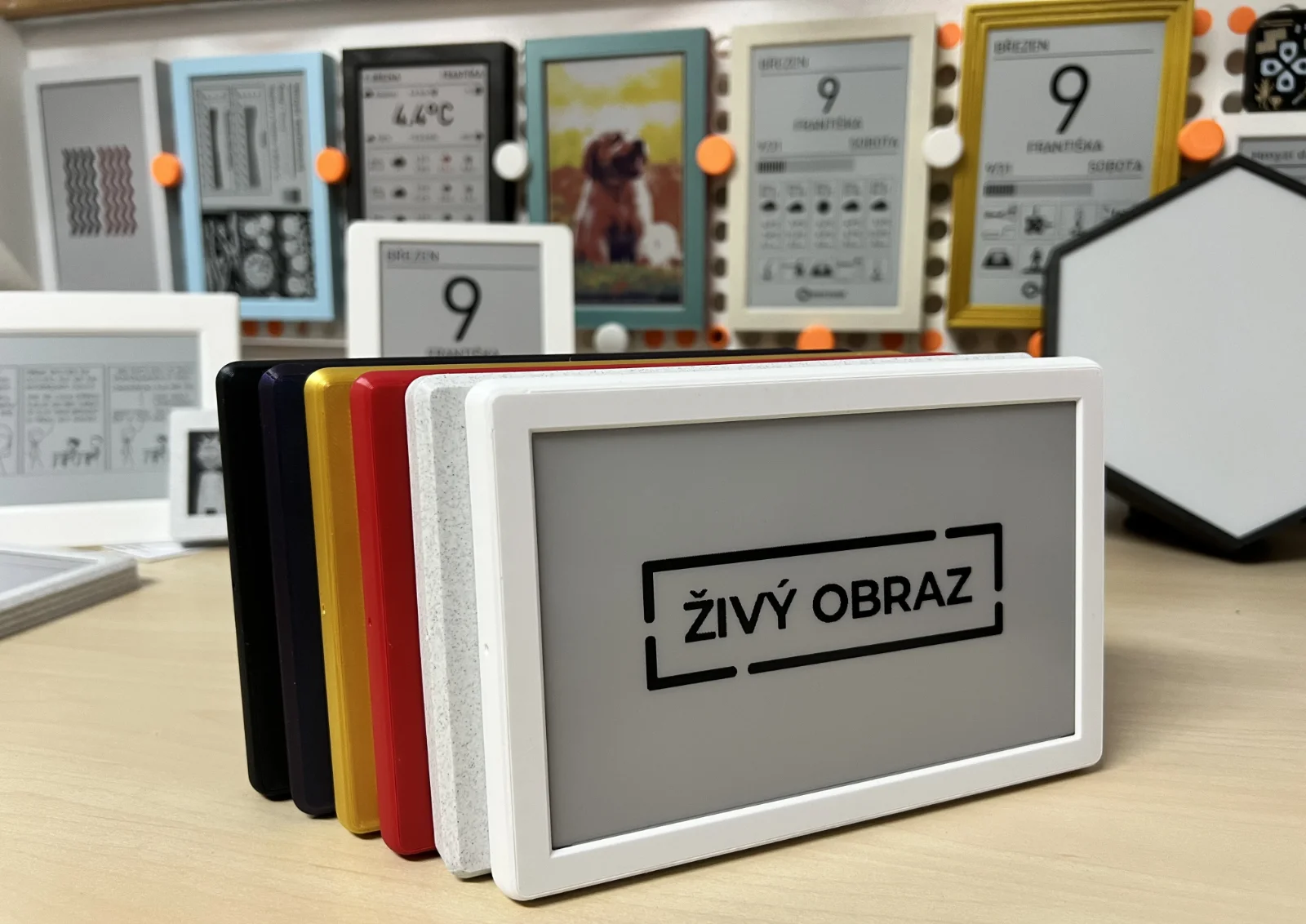 Živý obraz na mnoha displejích